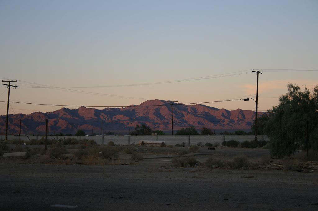 20081021 death valley 003.jpg - Baker - View at sunset